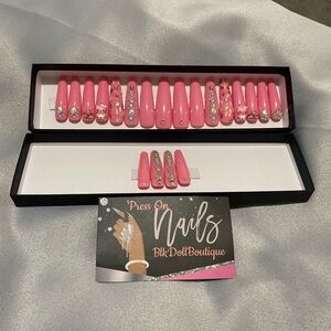 Pink Press-On Nails with Rhinestones